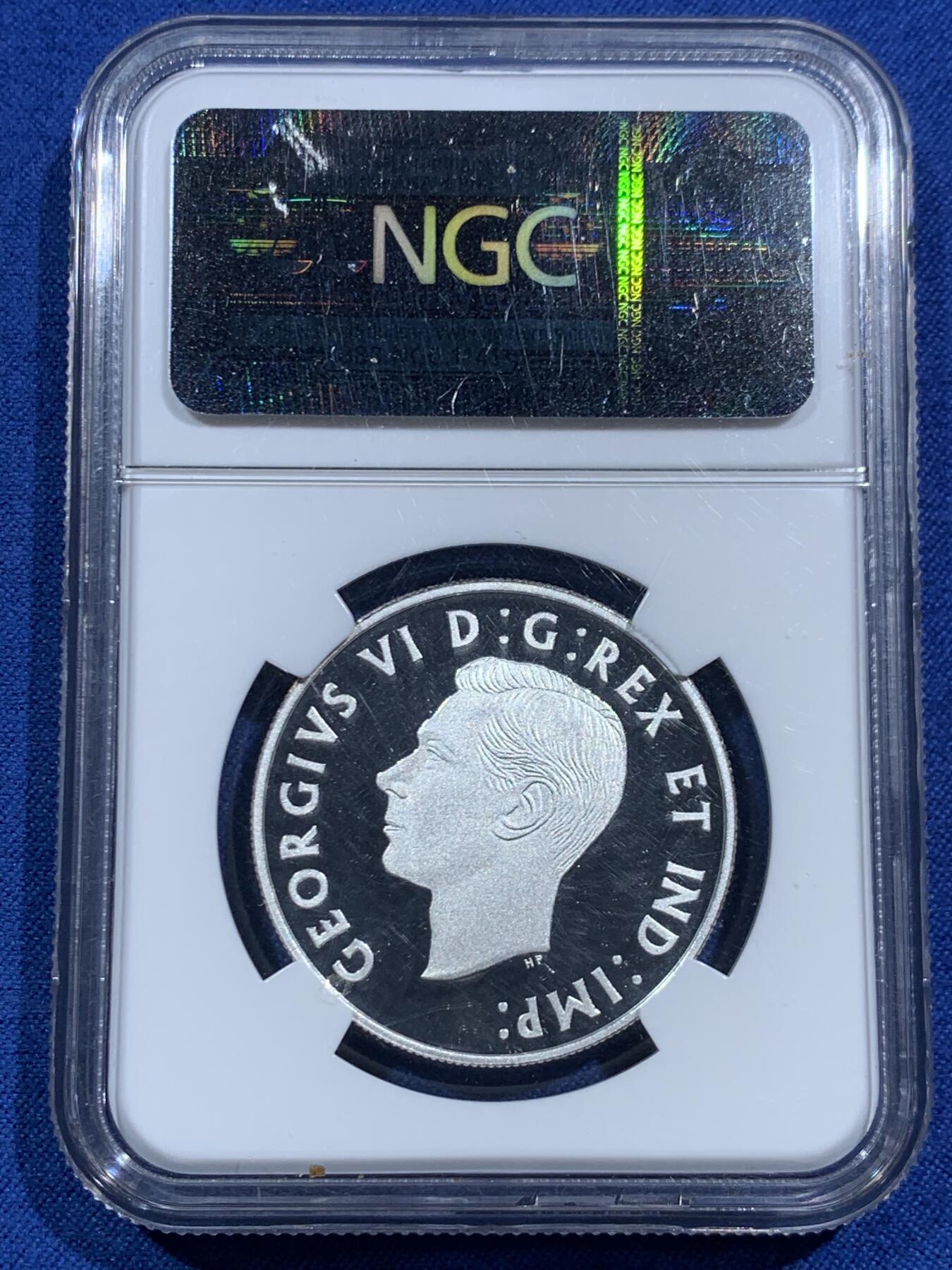 《竞宝斋》第463-465场 周日，周一，周二，3场连拍 （全场包邮）欢迎送拍 NGC PF70UC 加拿大2014年D-DAY诺曼底登陆70周年10加元精制纪念银币（15.87克重，半盎司，999银，币径34MM，限量发行8003枚，二战经典纪念题材玩家必备）