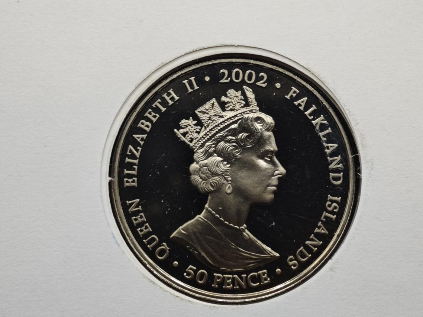 【淘币小摊】限时拍第八百六十二拍  克朗币邮币封场  满百包邮可预留两周  周一统一发货  福克兰群岛2002年女王登基金禧50便士纪念币邮币封