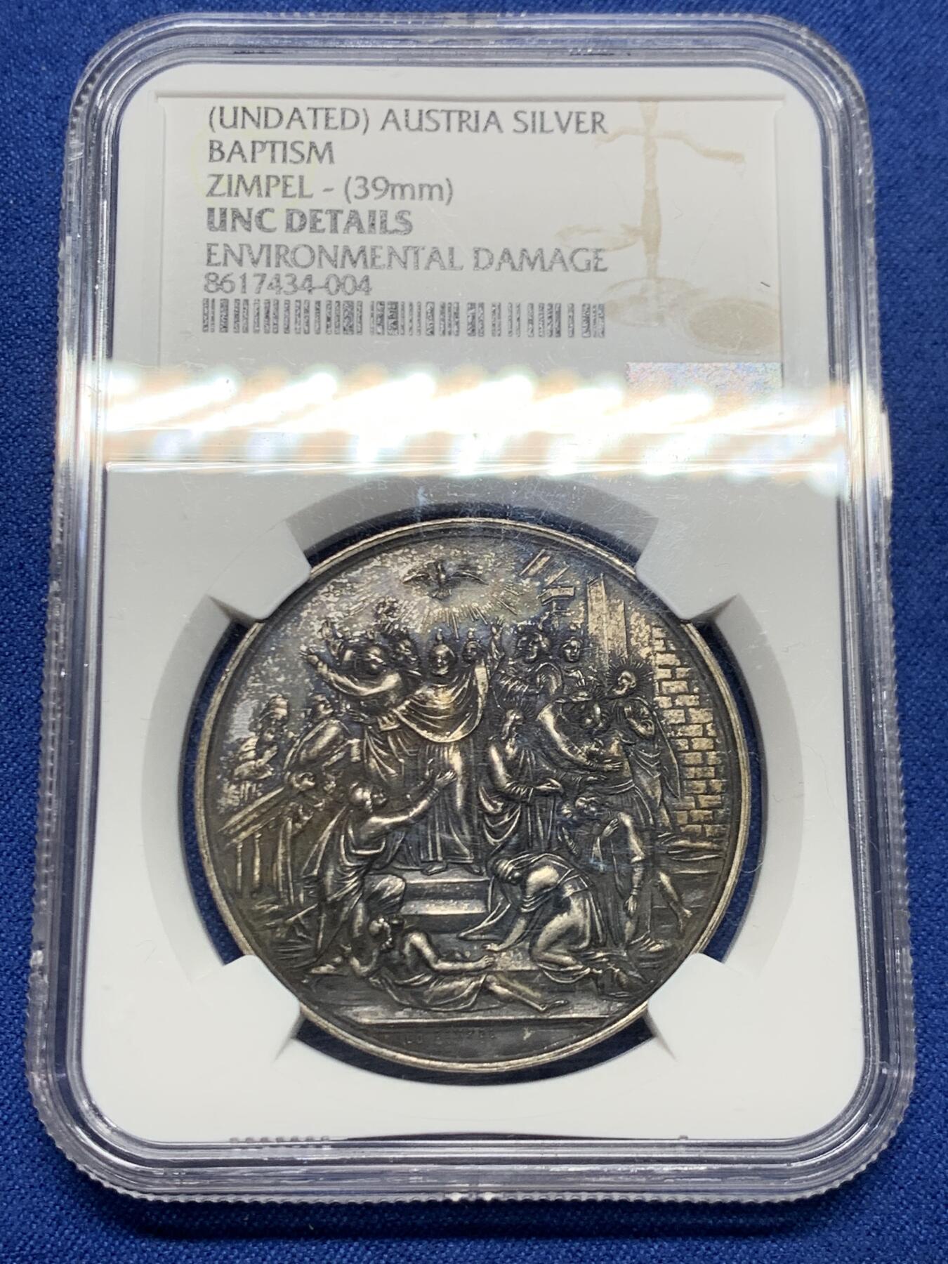 《竞宝斋》第464场 周日，周一，周二，3场连拍 （全场包邮）欢迎送拍 NGC UNC 奥地利19世纪教皇洗礼银章，UNC包浆厚给了环境污染，双面场景细节非常好