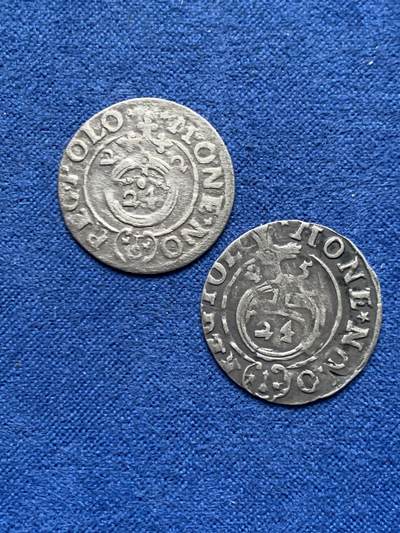 《竞宝斋》第464场 周日，周一，周二，3场连拍 （全场包邮）欢迎送拍 - 两枚一组 波兰和立陶宛联邦 1622年、1625年 1/24泰勒 银币 1625年那枚是少见的错打版 传世包浆 打制不错 有趣的欧洲古代小银币