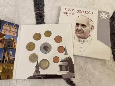 ❤️【币观天下】❤️ 第342期钱币秒杀拍卖场- 2026.2.4秒杀专场 长期征集拍品  - 马耳他2013年教皇官方套币 含一枚精美彩色纪念章 