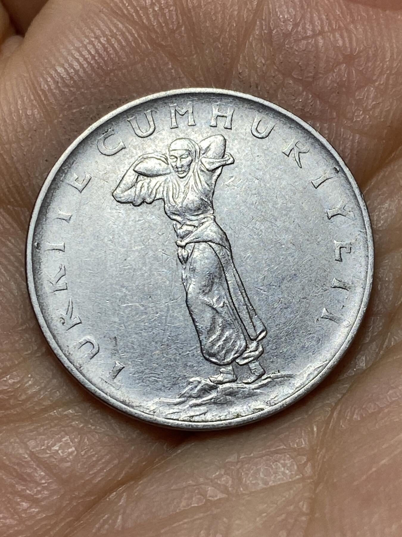 2026年第十八场(总第一百八十七场）外国好品散币场(免佣金) 土耳其🇹🇷1967年25库鲁什(建国后第五套第三版，4克版)