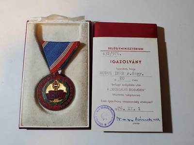 韵星假日军品类拍卖第三十九期暨默多克中校夫妇专场 -- Rimey Holidays Militaria Auction 39 & The Modoks Collection  - 匈牙利人民共和国默多克中校人民军服务20年奖章带原盒略证