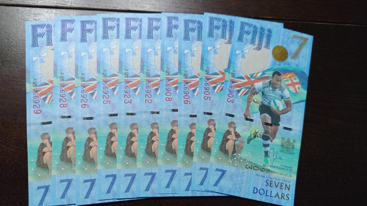 【新年十一拍】世界钱币～微拍第232期暨2026年第11期  多款低端纸币10张为一件成本价起拍