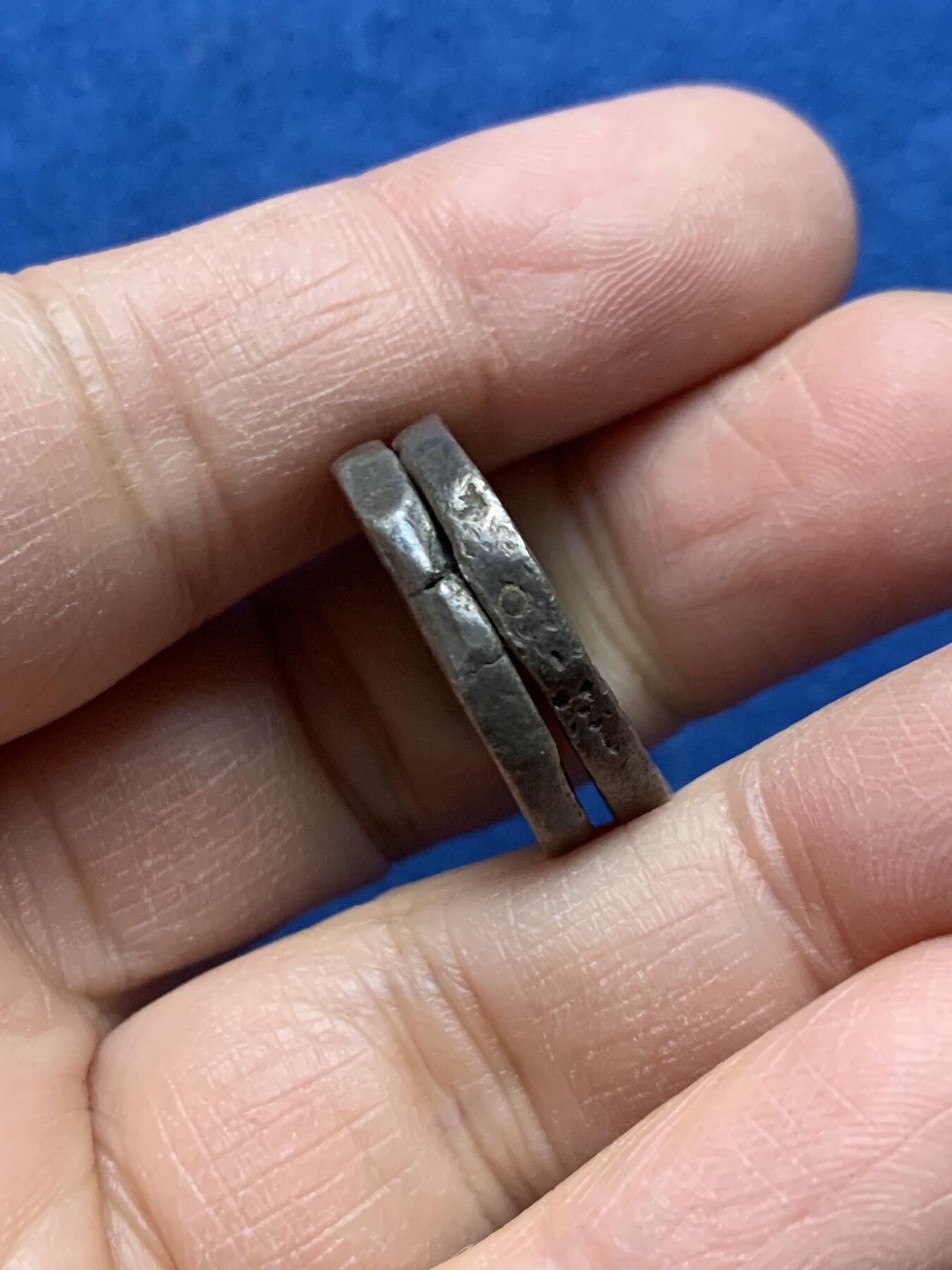 《竞宝斋》第464场 周日，周一，周二，3场连拍 （全场包邮）欢迎送拍 两枚一组 打制币 细节见图