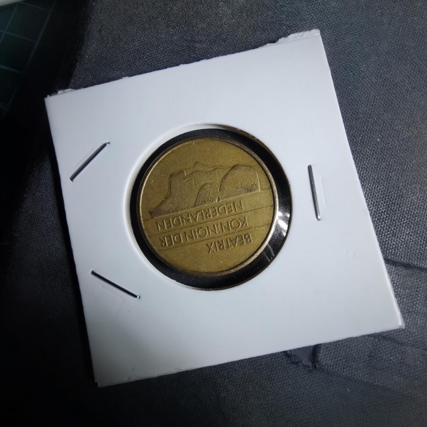 沼泽如烟--第983场 荷兰1990年5盾