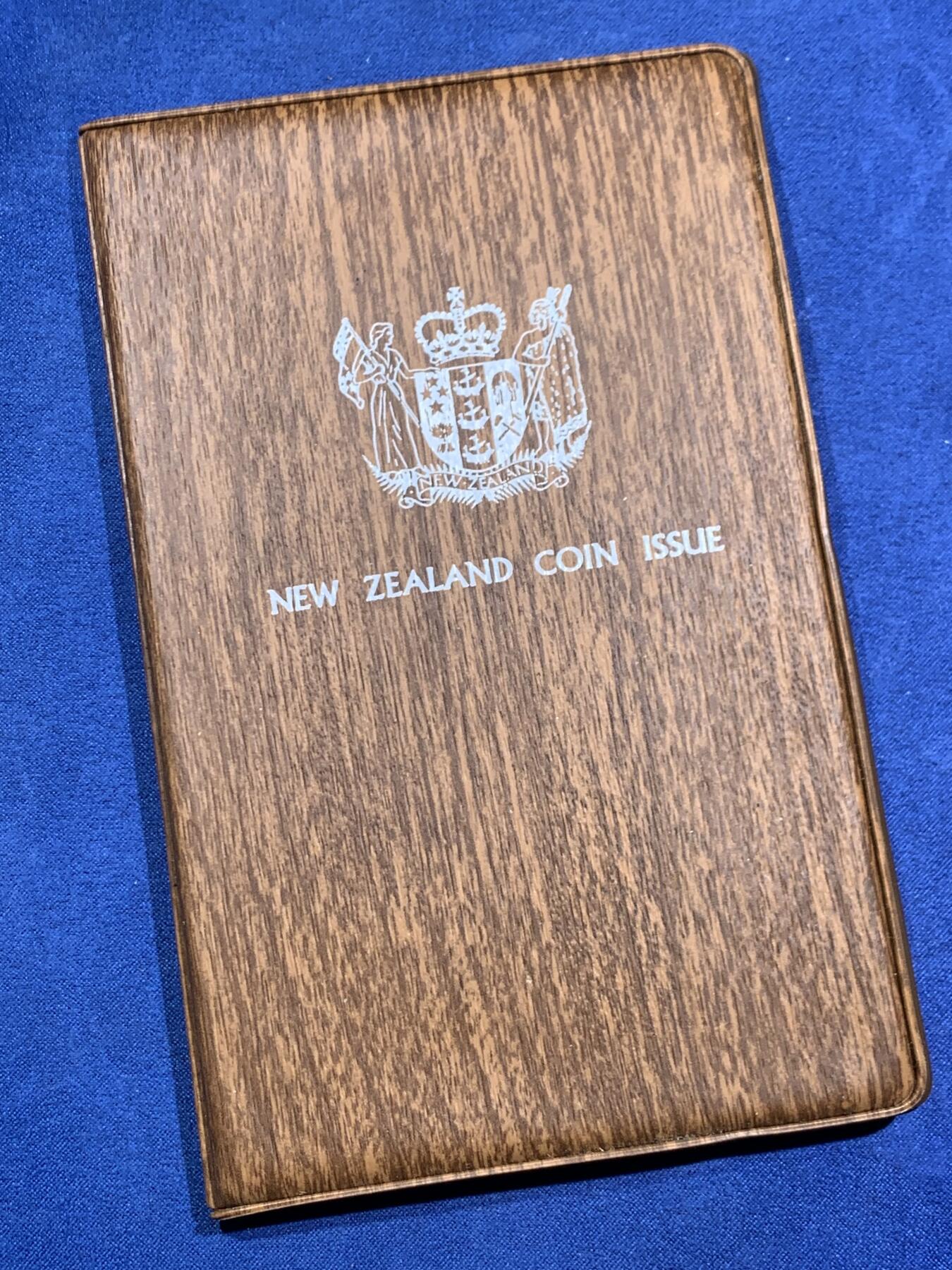 《竞宝斋》第464场 周日，周一，周二，3场连拍 （全场包邮）欢迎送拍