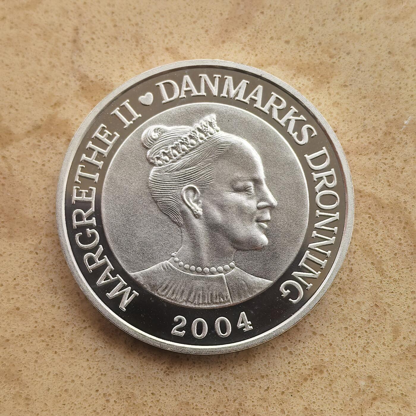 道一币馆币章第一百六十五场 丹麦2004年弗雷德里克王储殿下与玛丽公主的婚礼200克朗纪念银币  31.1g 999s