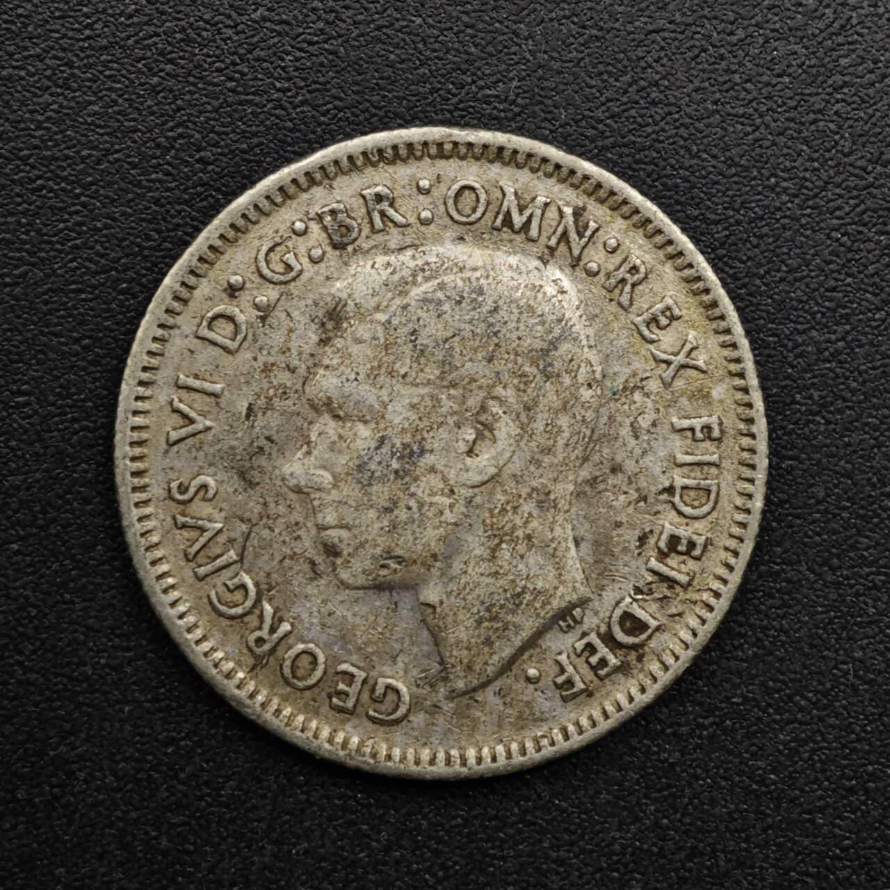 【淘币小摊】实时拍第八百六十三拍   小银币散币场   年前最后一周 之前的预留小年前全部发出 请更换最新收货地址  澳大利亚1951年乔治六世6便士银币