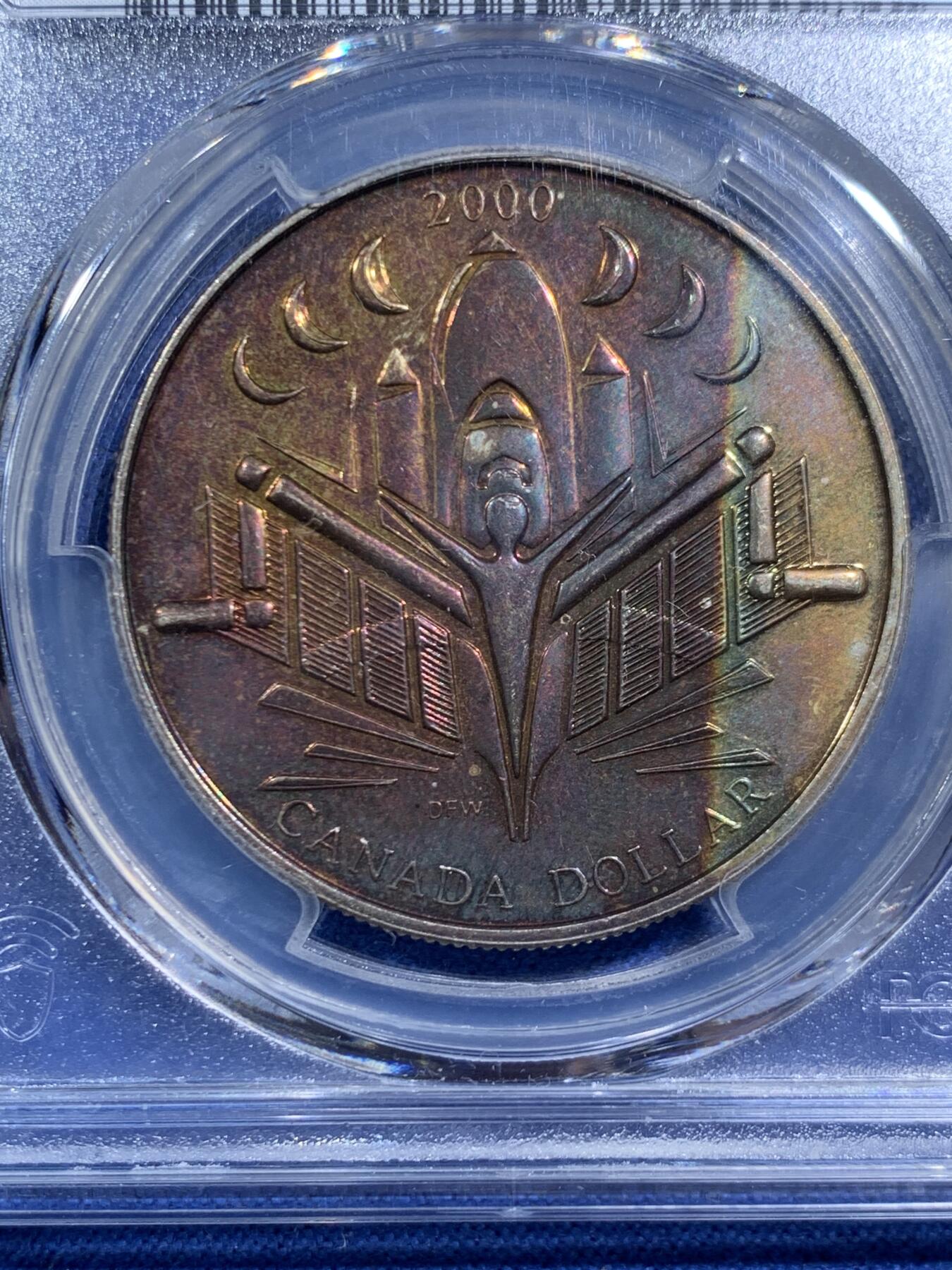 《竞宝斋》第464场 周日，周一，周二，3场连拍 （全场包邮）欢迎送拍 PCGS SP64 加拿大2000年发现之旅纪念银币，25g，900高银，sp特殊工艺非普制币可比，原拆送评，极致炫彩包浆导致压分