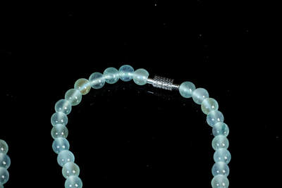 上海都达杂项专场四十七【全场包邮】  天然白冰翡翠（A货）项链90-7