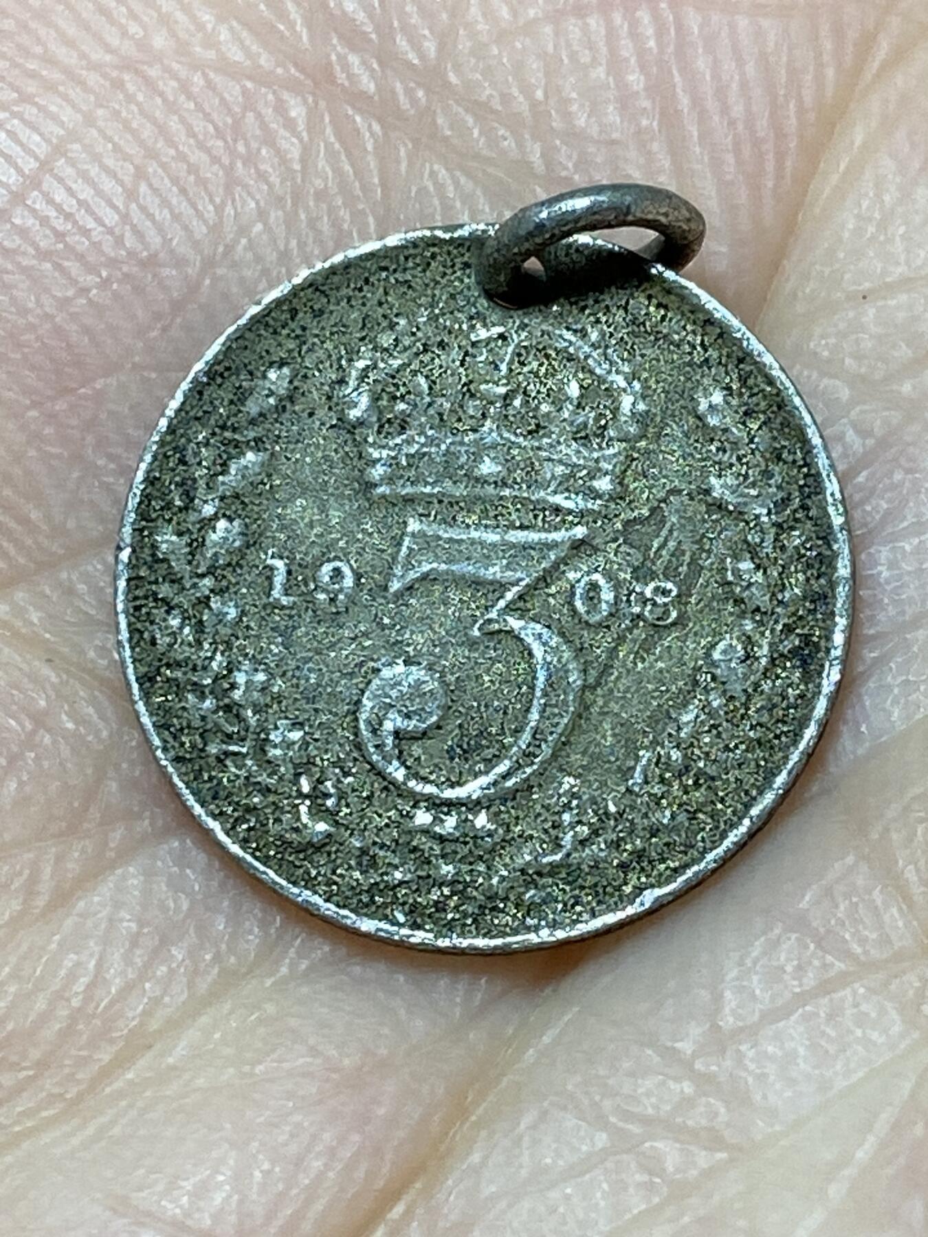 2026年第十八场(总第一百八十七场）外国好品散币场(免佣金) 打孔穿环–英国🇬🇧1908年3便士银币(爱德华七世时期，925高银)