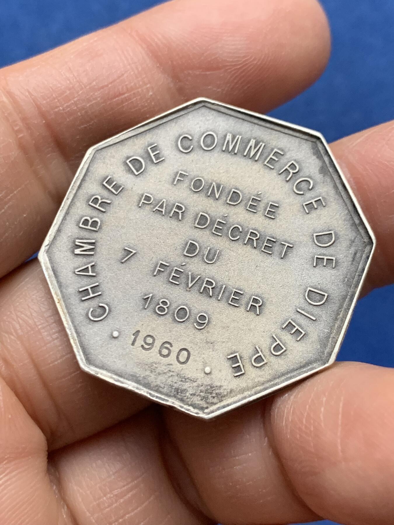 《竞宝斋》第464场 周日，周一，周二，3场连拍 （全场包邮）欢迎送拍