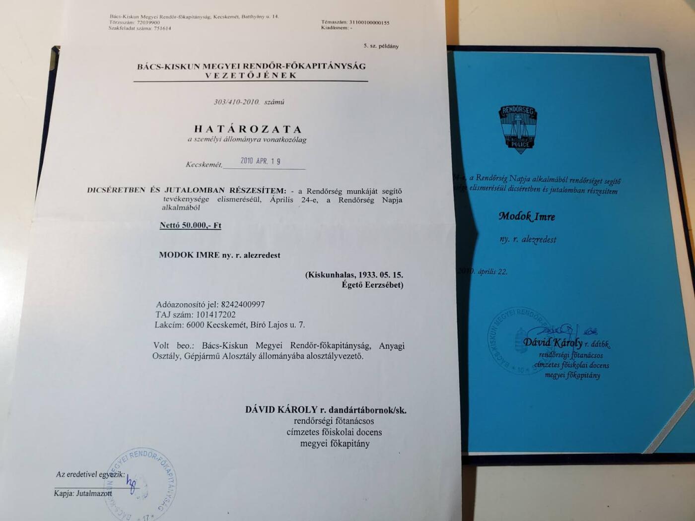 韵星假日军品类拍卖第三十九期暨默多克中校夫妇专场 -- Rimey Holidays Militaria Auction 39 & The Modoks Collection  匈牙利共和国(1989-2012)不同时期默多克中校警察总局感谢信两张