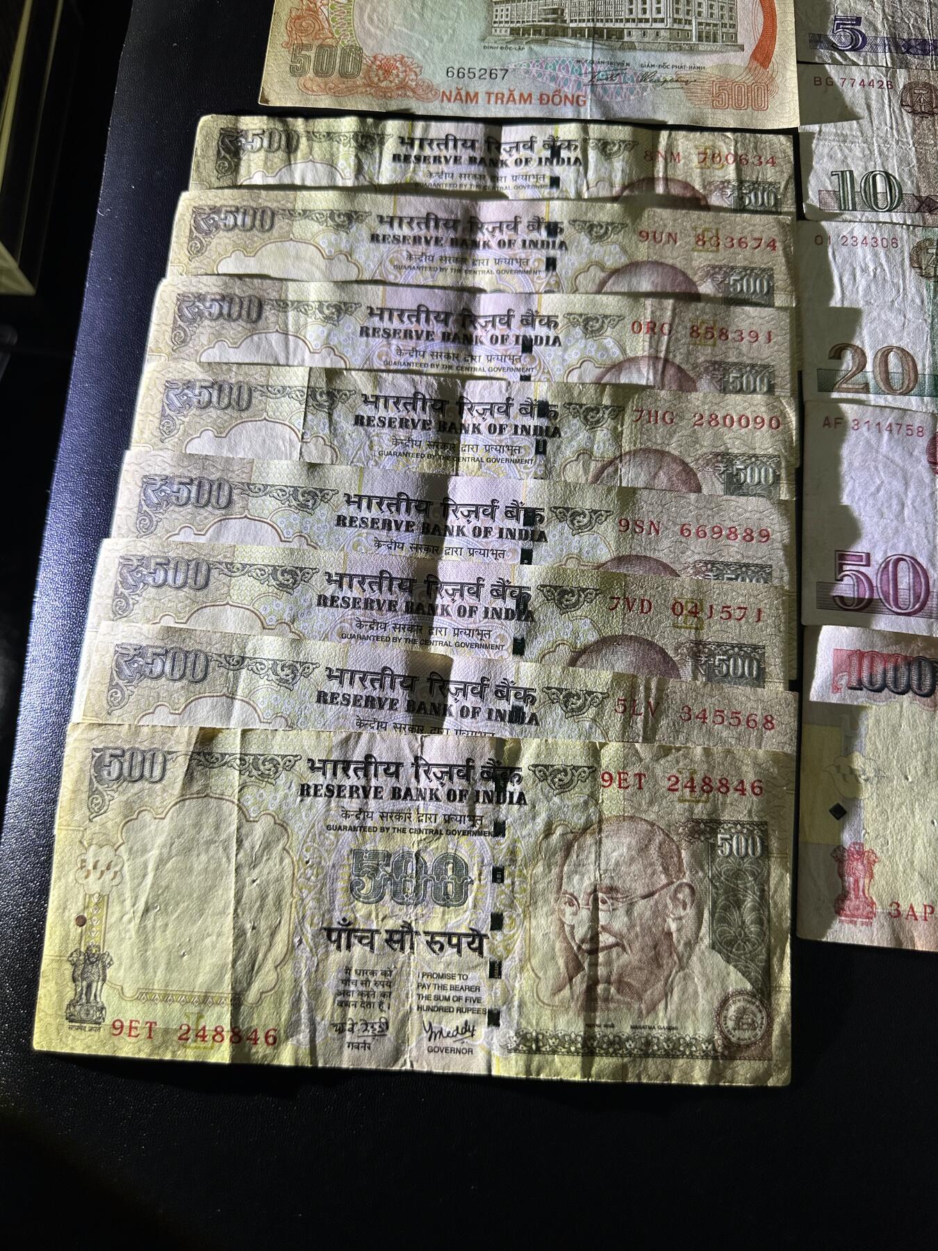 《外钞收藏家》第六百零七期（畅拍场）（本平台长期征集拍品、欢迎藏友们联系合作）