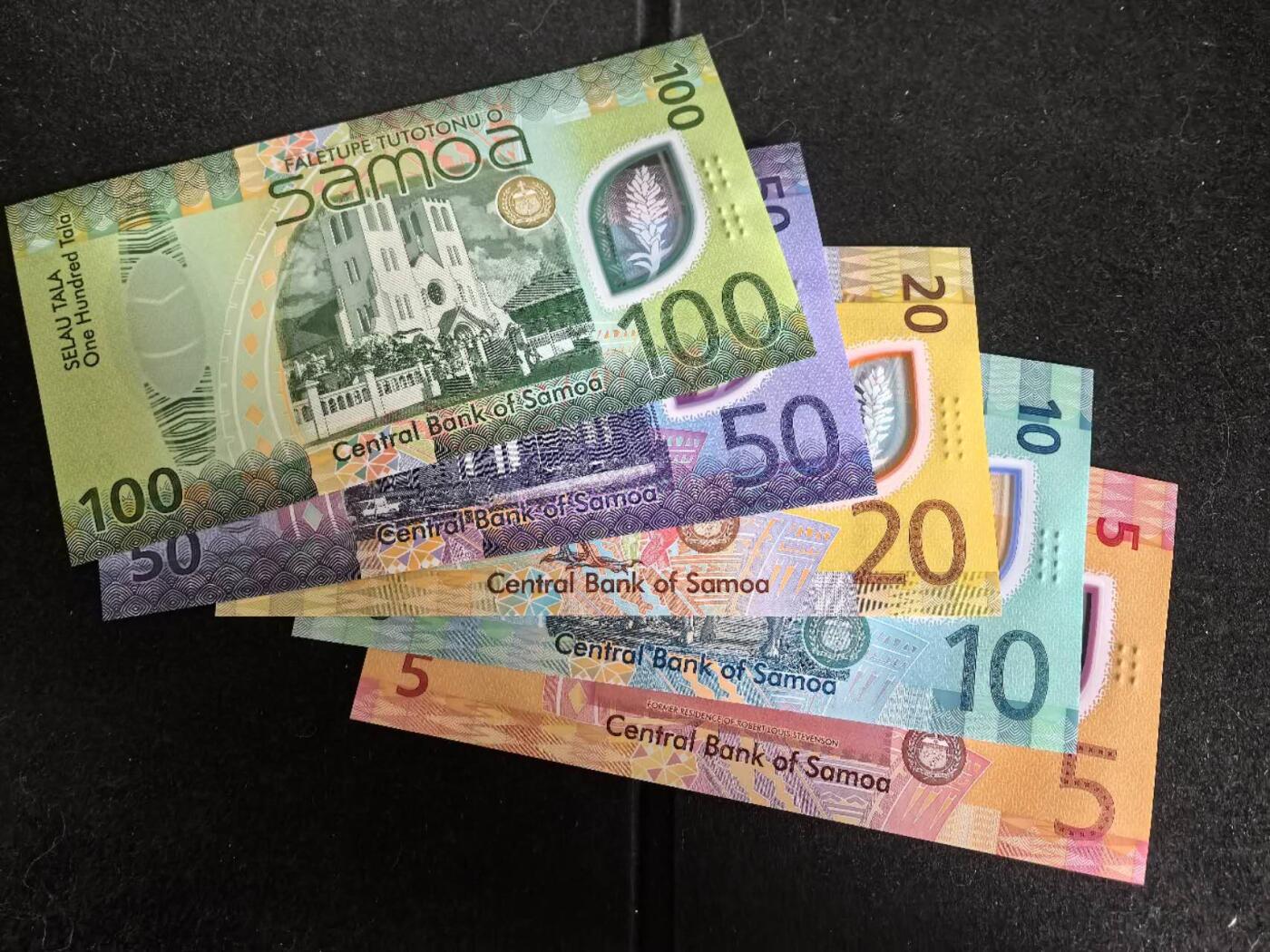Triple S 第72期 萨摩亚全套塑料钞，全同号，三位小号倒置号，全新UNC