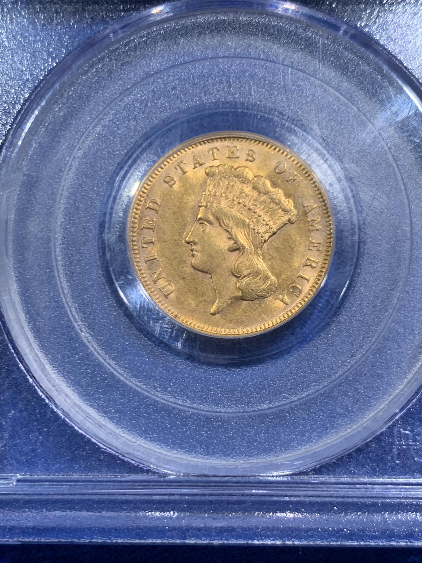 《竞宝斋》第464场 周日，周一，周二，3场连拍 （全场包邮）欢迎送拍 PCGS MS62 美国 1878年 三美元 印第安公主 Indian Princess 金币 稀缺品种 国内很少上MS的 金价750元一克的时候从美国带回来就花了2W+了 900金 5.015克 盒子角上小磕