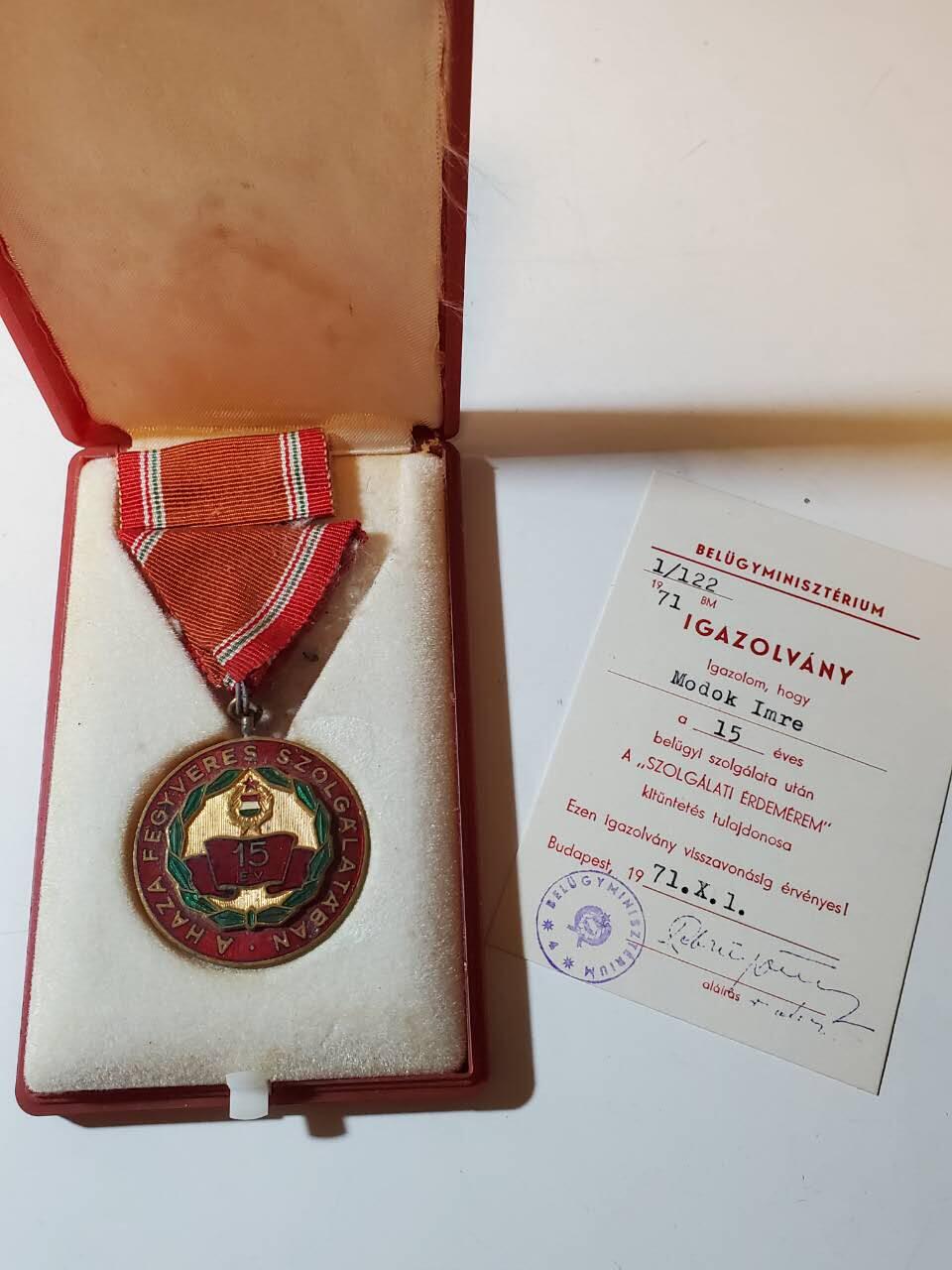 韵星假日军品类拍卖第三十九期暨默多克中校夫妇专场 -- Rimey Holidays Militaria Auction 39 & The Modoks Collection  匈牙利人民共和国默多克中校人民军服务十五年奖章带原盒证书一套