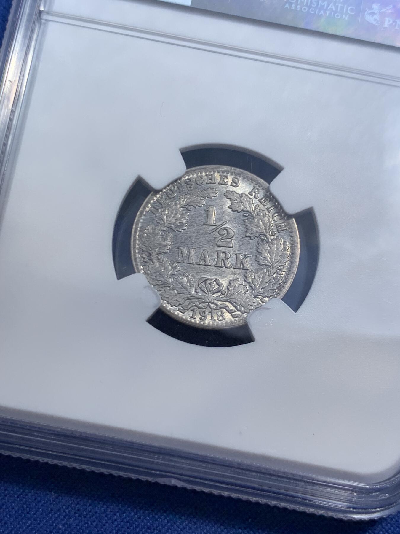 《竞宝斋》第464场 周日，周一，周二，3场连拍 （全场包邮）欢迎送拍 两枚同型号同评级 NGC MS65 德国1918年J版汉堡造币厂德国1/2马克 银币 高分品相