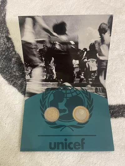 ❤️【币观天下】❤️ 第342期钱币秒杀拍卖场- 2026.2.4秒杀专场 长期征集拍品  - 葡萄牙1999年联合国儿童基金会成立纪念官方套册 含两枚双色高值纪念币 品相如图 