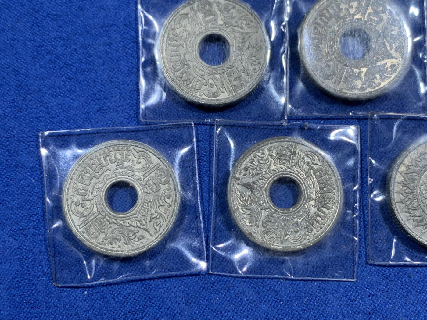 《竞宝斋》第464场 周日，周一，周二，3场连拍 （全场包邮）欢迎送拍 10枚一组 好品原光 泰国1942年10萨当锡币