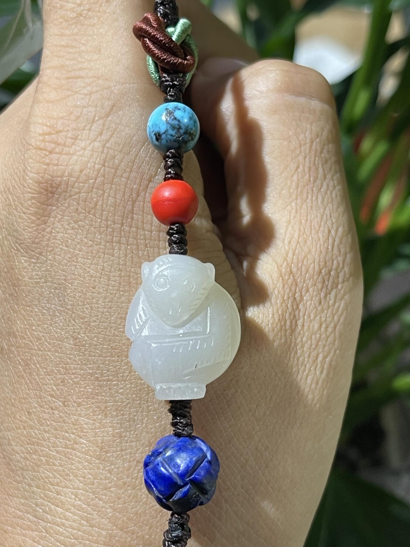 和田玉籽料手工挂饰 和田玉猴，锁手机挂