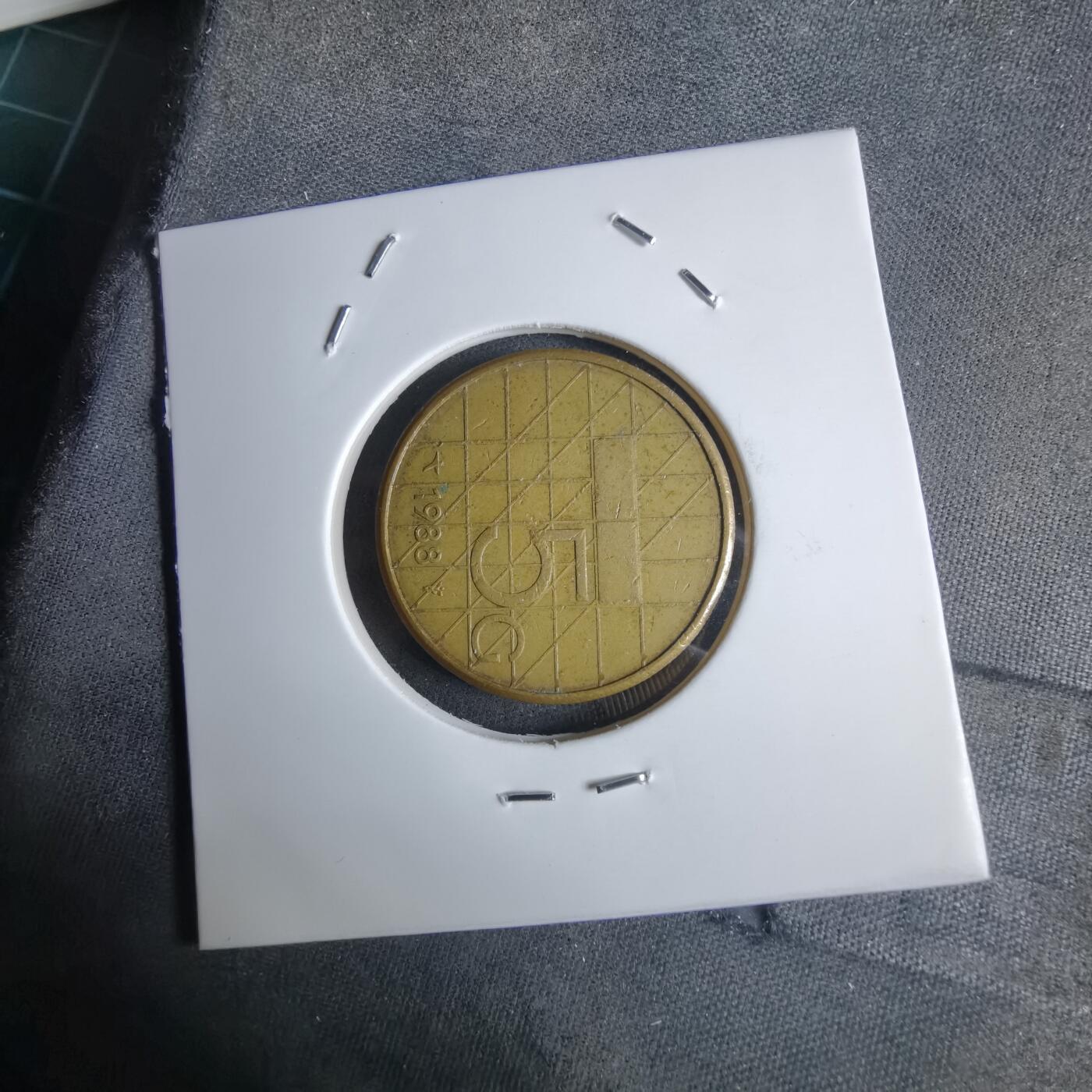 沼泽如烟--第983场 荷兰1988年5盾