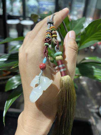 和田玉籽料手工挂饰 - 和田玉马