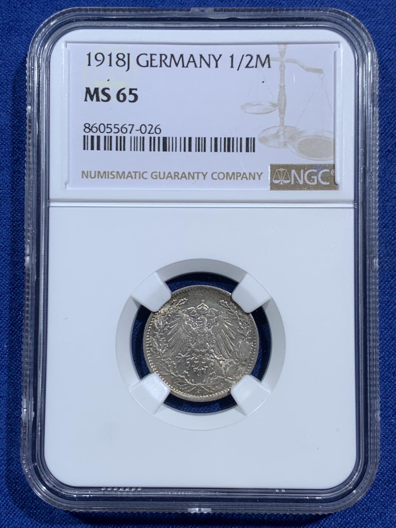 《竞宝斋》第464场 周日，周一，周二，3场连拍 （全场包邮）欢迎送拍 两枚同型号同评级 NGC MS65 德国1918年J版汉堡造币厂德国1/2马克 银币 高分品相