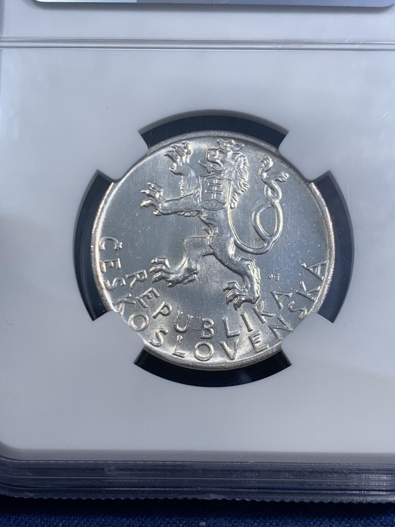 《竞宝斋》第464场 周日，周一，周二，3场连拍 （全场包邮）欢迎送拍 NGC MS65 捷克斯洛伐克1947年起义3周年纪念50克朗银币 高分好品