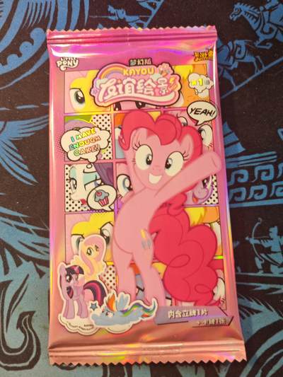 卡牌实验室开始第十三次实验 - 【未拆封】卡游小马宝莉绘影立牌 第一弹