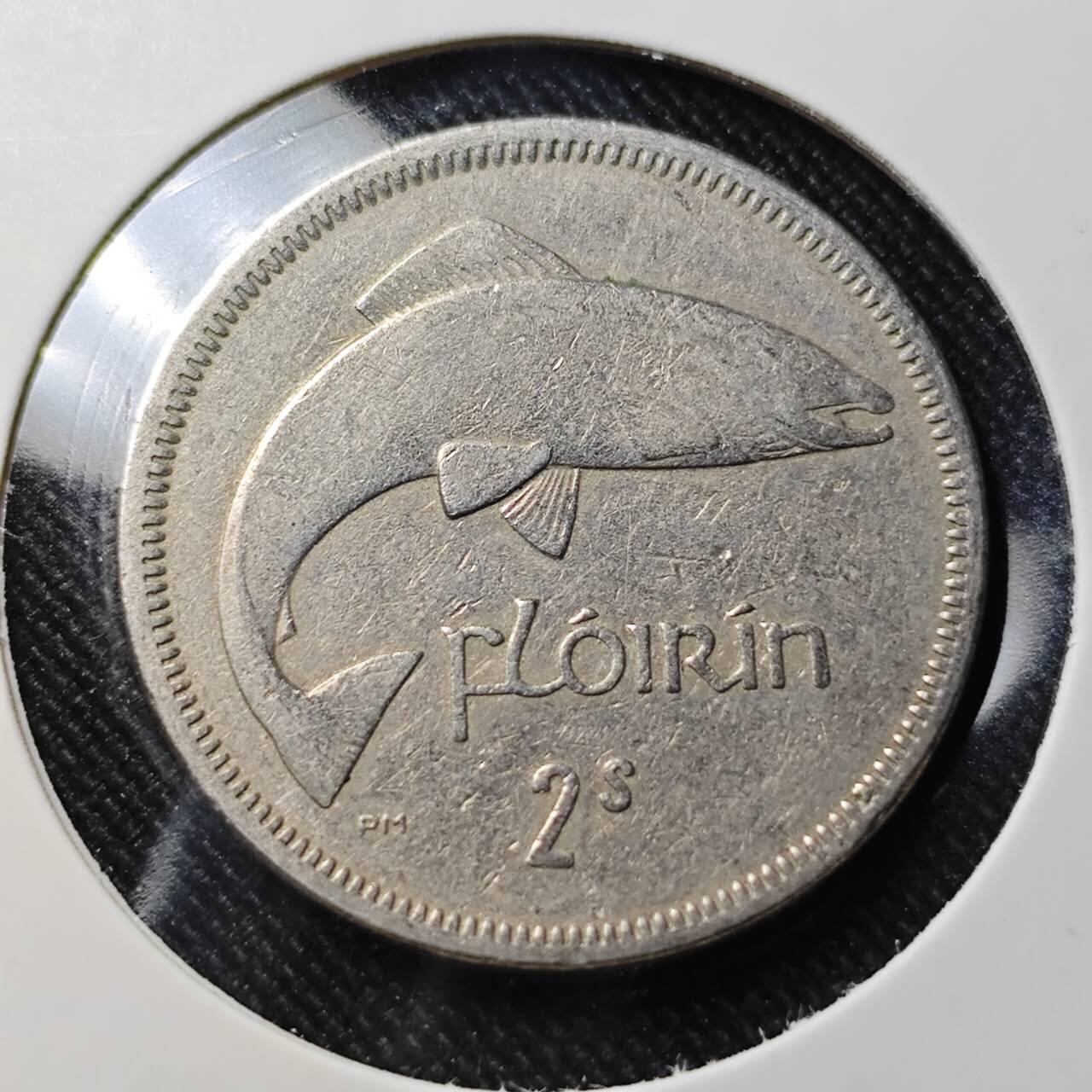 KK钱币收藏小铺  第391期  2月预留时间 周末发货  1965爱尔兰2先令