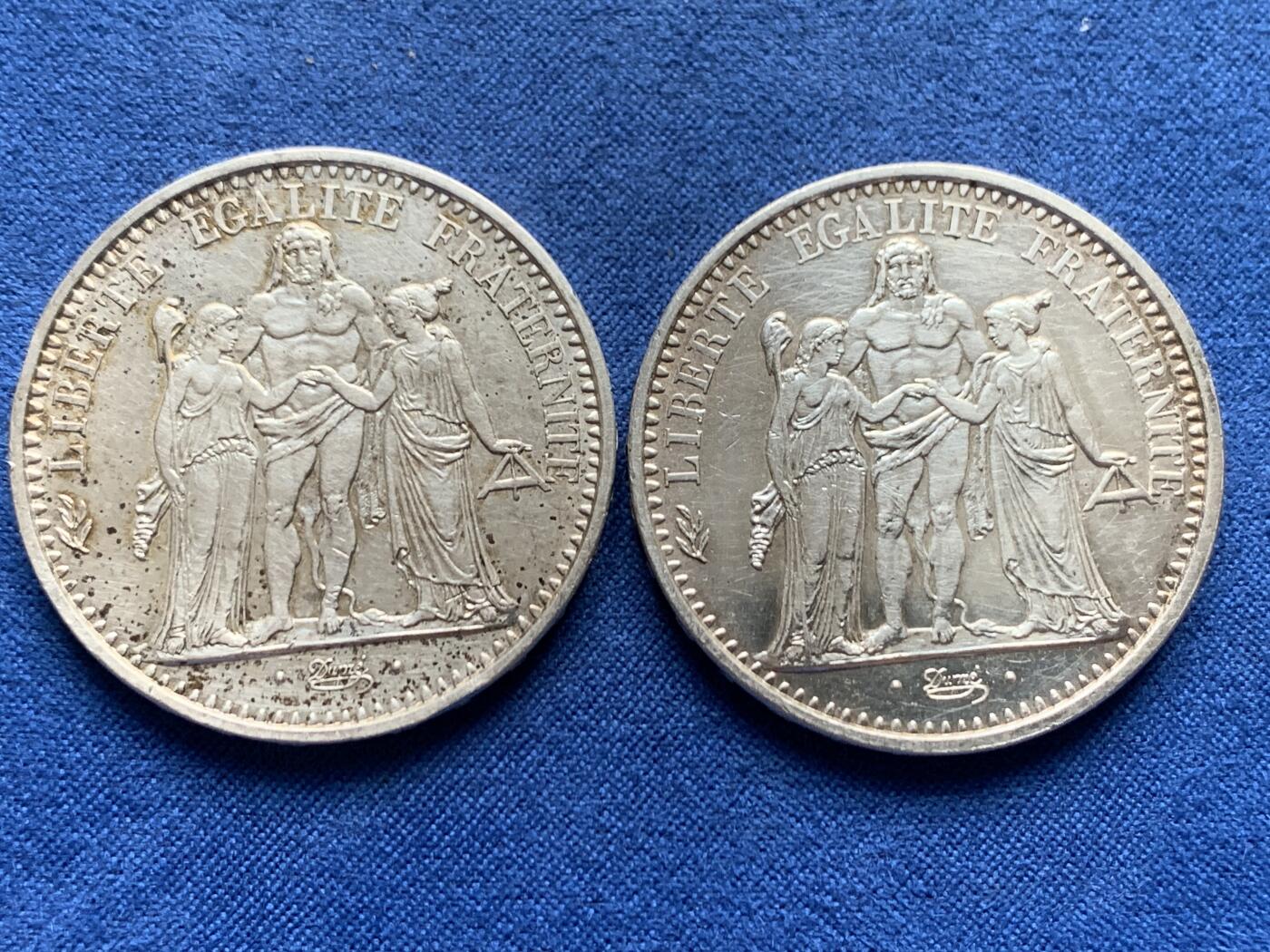 《竞宝斋》第464场 周日，周一，周二，3场连拍 （全场包邮）欢迎送拍 两枚一组 法国1965年大力神10法郎银币