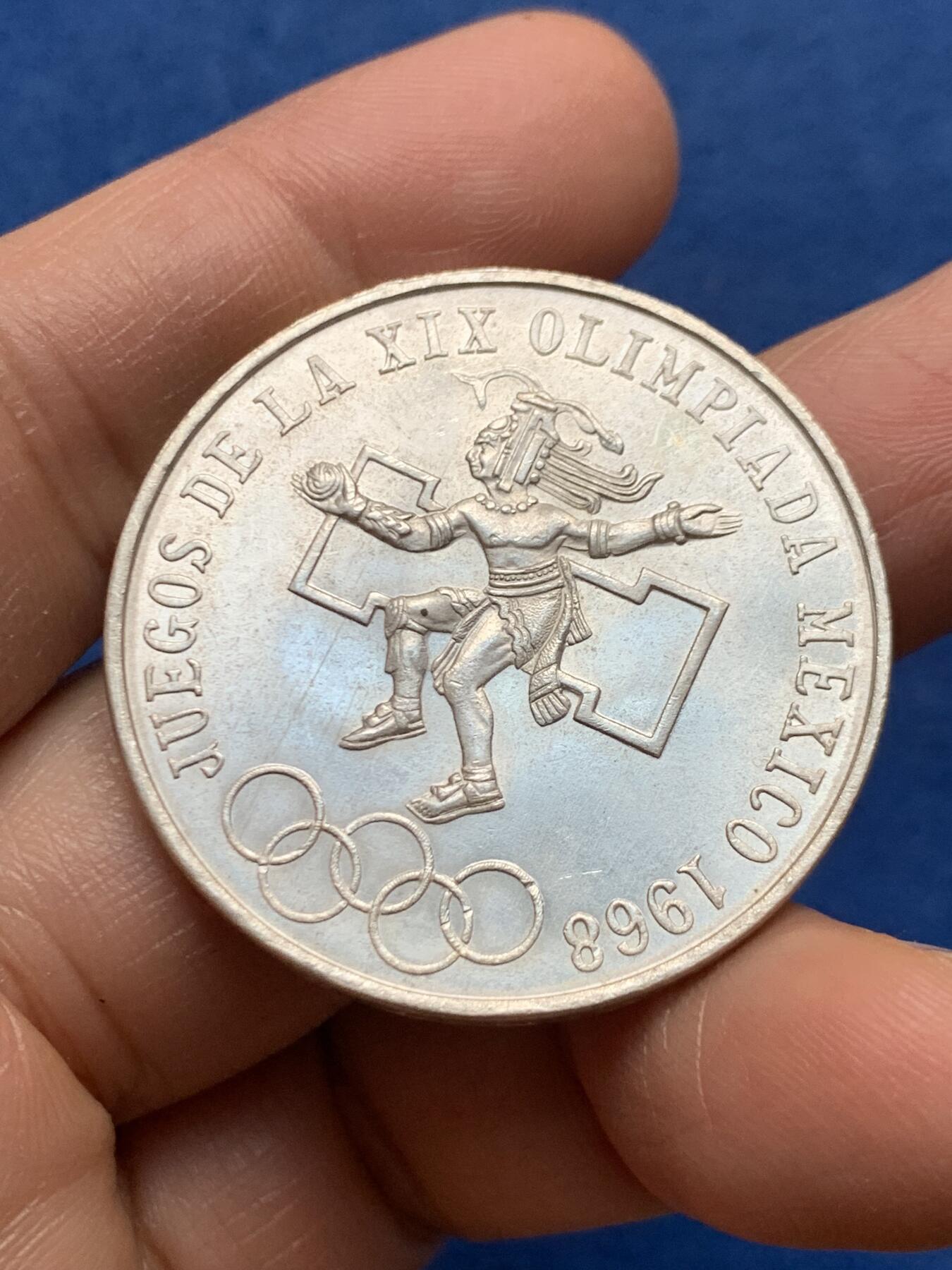 《竞宝斋》第464场 周日，周一，周二，3场连拍 （全场包邮）欢迎送拍 墨西哥1968年奥运会25比索纪念银币