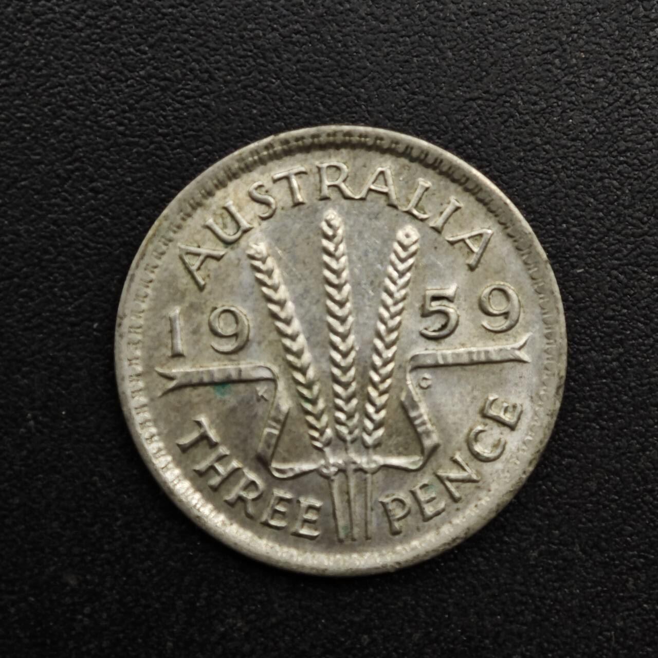 【淘币小摊】实时拍第八百六十三拍   小银币散币场   年前最后一周 之前的预留小年前全部发出 请更换最新收货地址  澳大利亚1959年伊丽莎白二世3便士银币