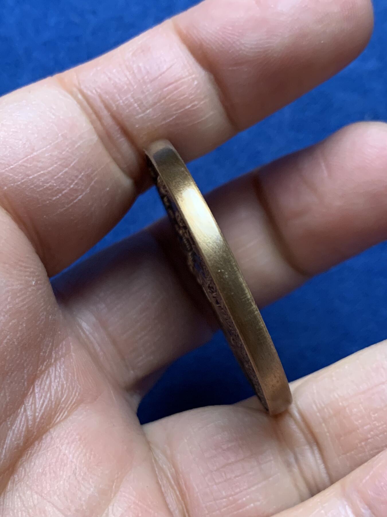 《竞宝斋》第464场 周日，周一，周二，3场连拍 （全场包邮）欢迎送拍 竞宝斋纪念章 秋分 高浮雕（送拍可抵100元卖家佣金）