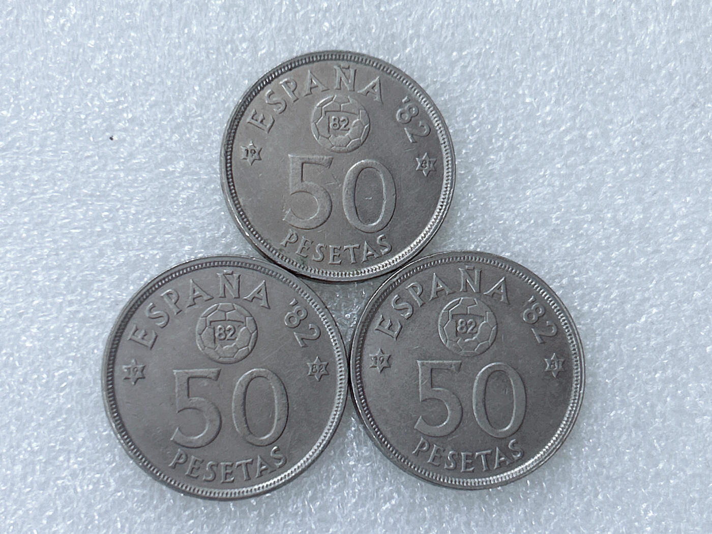 第一海外回流一元起拍收藏 散集专场  第298期 1982西班牙50比塞塔世界杯铜镍纪念币 3枚