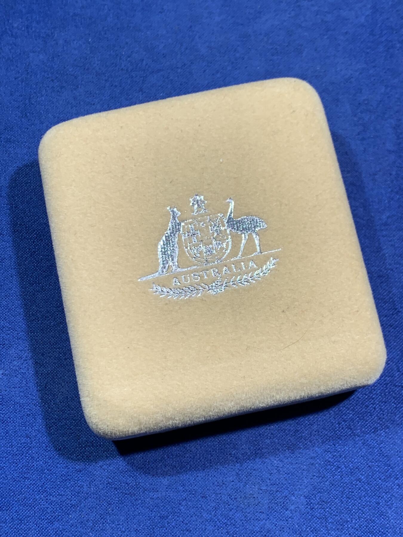 《竞宝斋》第464场 周日，周一，周二，3场连拍 （全场包邮）欢迎送拍 1993年澳大利亚10元精制银币 澳大利亚首都地区 20克925银 发行量：3万 盒证全