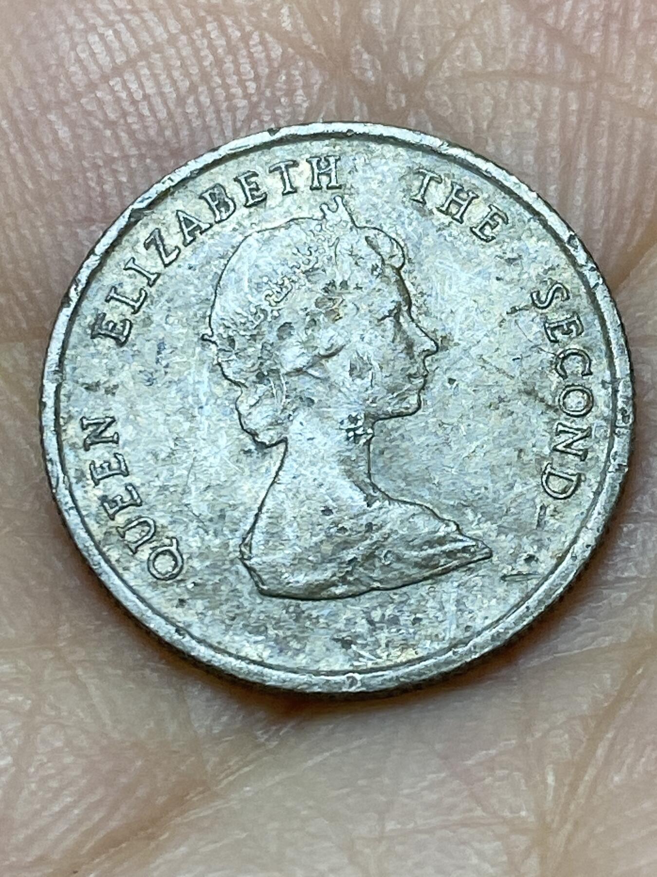 2026年第十八场(总第一百八十七场）外国好品散币场(免佣金) 东加勒比1986年10分(伊丽莎白二世中年花冠)