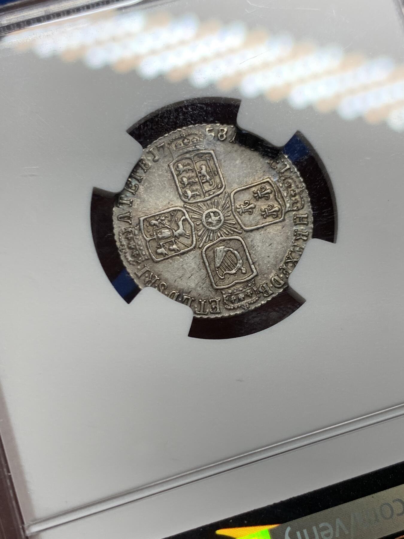 《竞宝斋》第464场 周日，周一，周二，3场连拍 （全场包邮）欢迎送拍 NGC UNCD 英国 1758年 乔治二世末年6便士银币 有分的状态 可重评