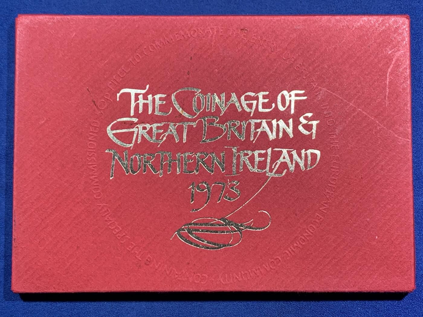 《竞宝斋》第464场 周日，周一，周二，3场连拍 （全场包邮）欢迎送拍 英国1973年精制套币 礼品原装6枚币和1枚章 细节见图