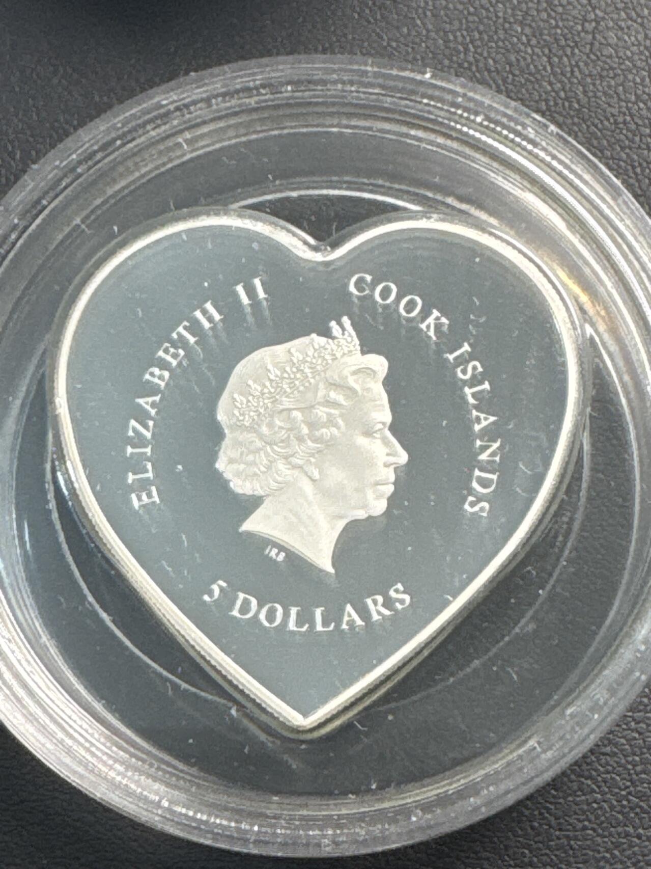 ❤️【币观天下】❤️ 第342期钱币秒杀拍卖场- 2026.2.4秒杀专场 长期征集拍品  2017 库克 快乐情人节 5元【精制】银币