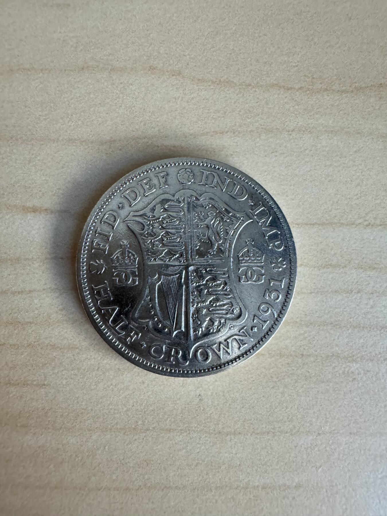 1931年英国半克朗银币
低于银价出