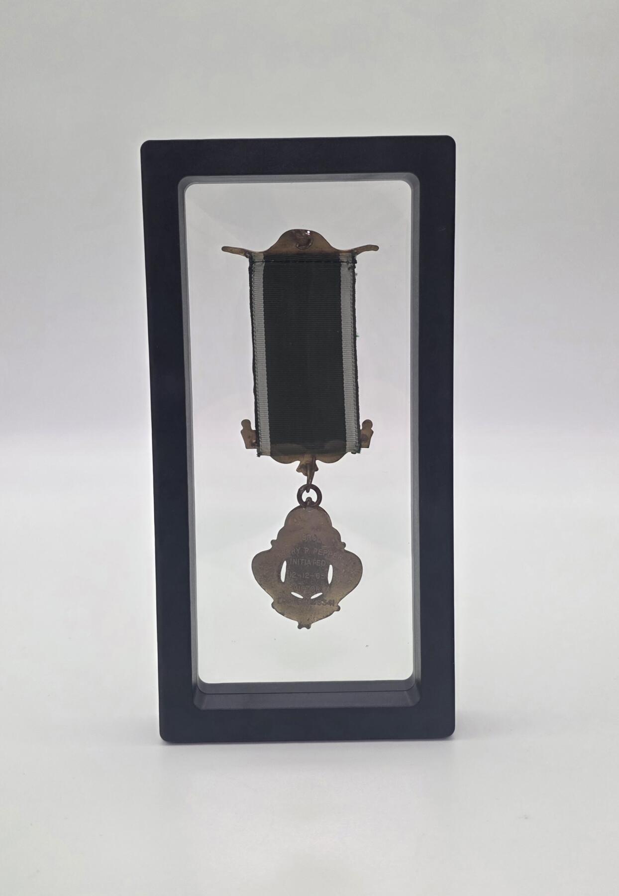 1965年英国共济会-兄弟会-珐琅纪念章