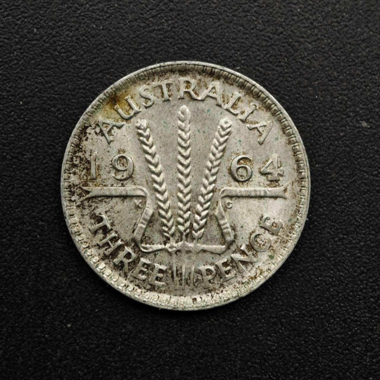 【淘币小摊】实时拍第八百六十三拍   小银币散币场   年前最后一周 之前的预留小年前全部发出 请更换最新收货地址  澳大利亚1964年伊丽莎白二世3便士银币