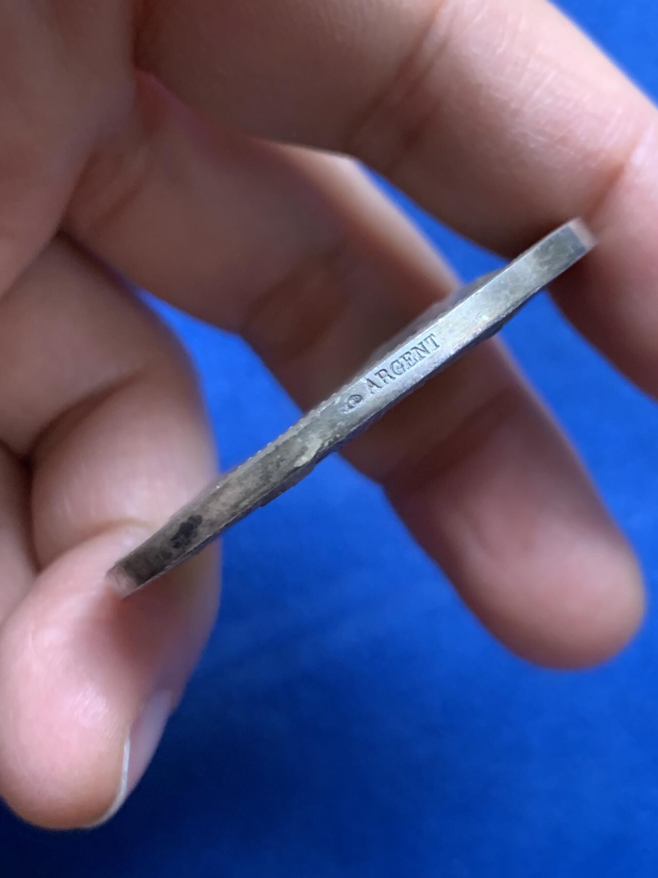 《竞宝斋》第464场 周日，周一，周二，3场连拍 （全场包邮）欢迎送拍 法国玛丽安娜女神银章 丰饶角银标 47.7克 45mm