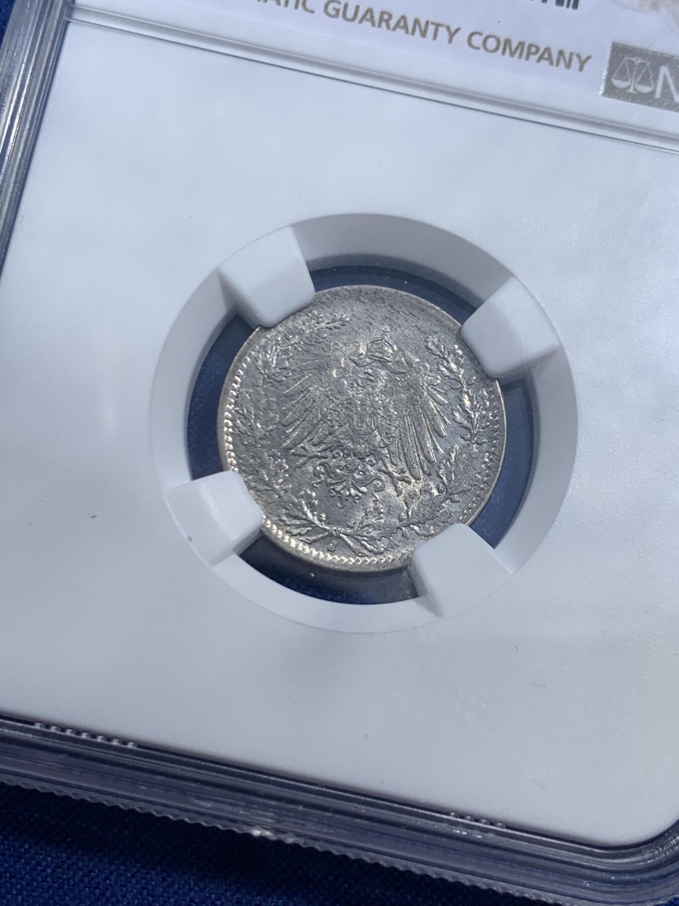 《竞宝斋》第464场 周日，周一，周二，3场连拍 （全场包邮）欢迎送拍 两枚同型号同评级 NGC MS65 德国1918年J版汉堡造币厂德国1/2马克 银币 高分品相