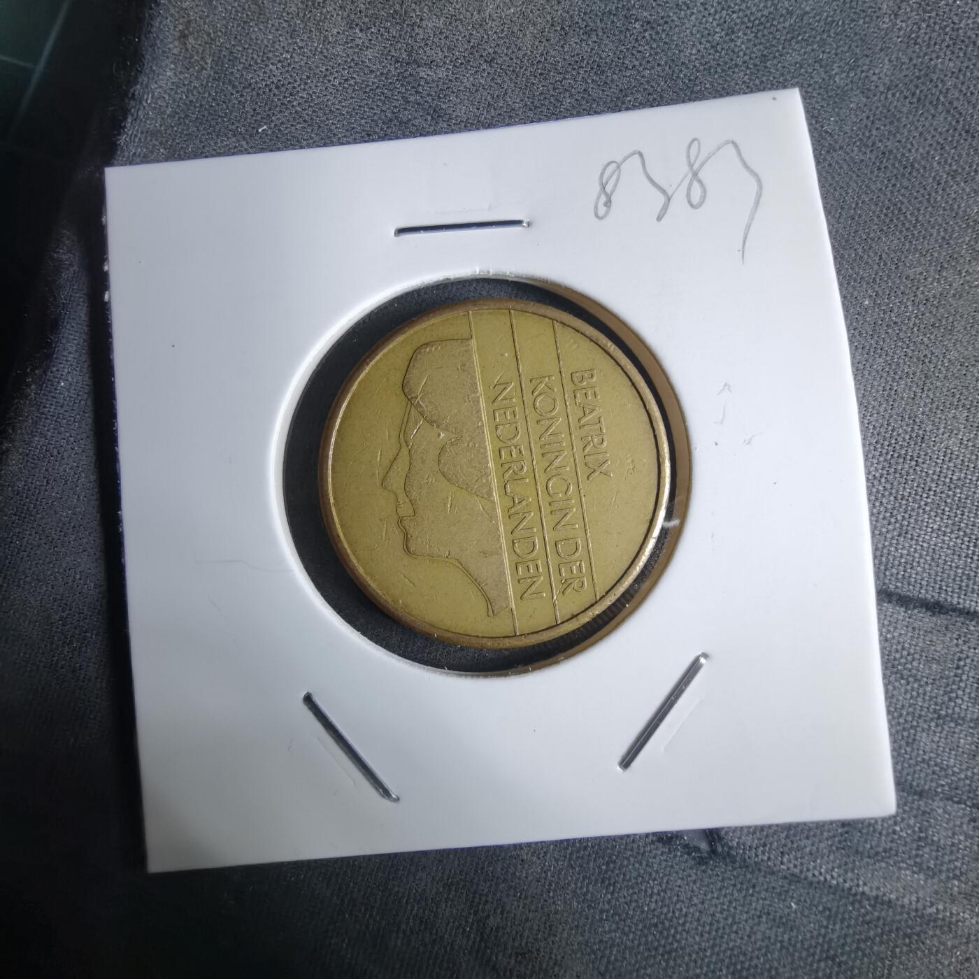 沼泽如烟--第983场 荷兰1988年5盾