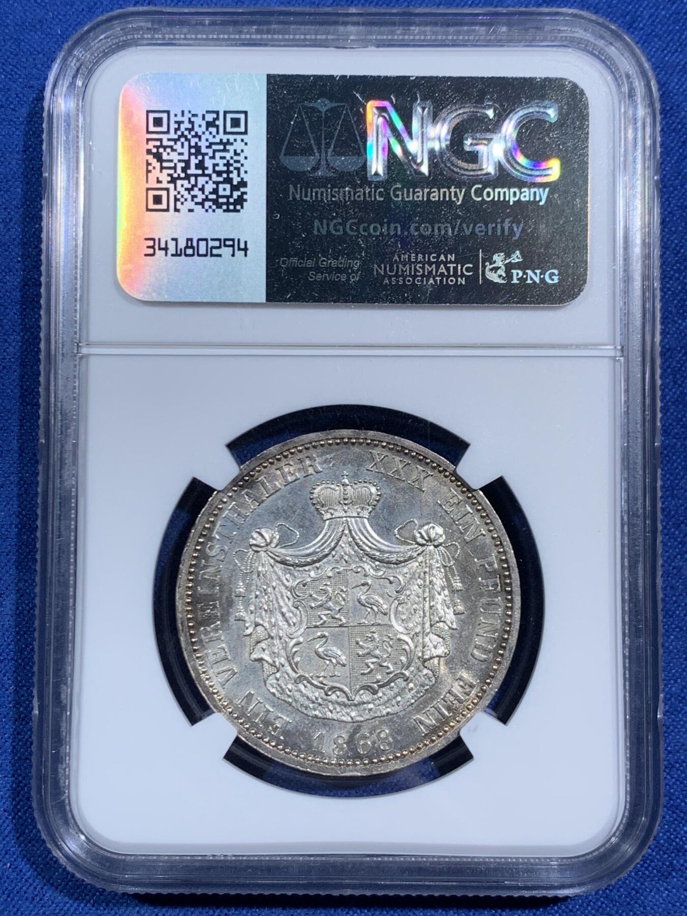 《竞宝斋》第464场 周日，周一，周二，3场连拍 （全场包邮）欢迎送拍 NGC MS62 德国 1868 罗斯上格莱茨仙鹤纹章泰勒，流通充分的罕见小邦品种，单年发行7100枚，类镜面底板