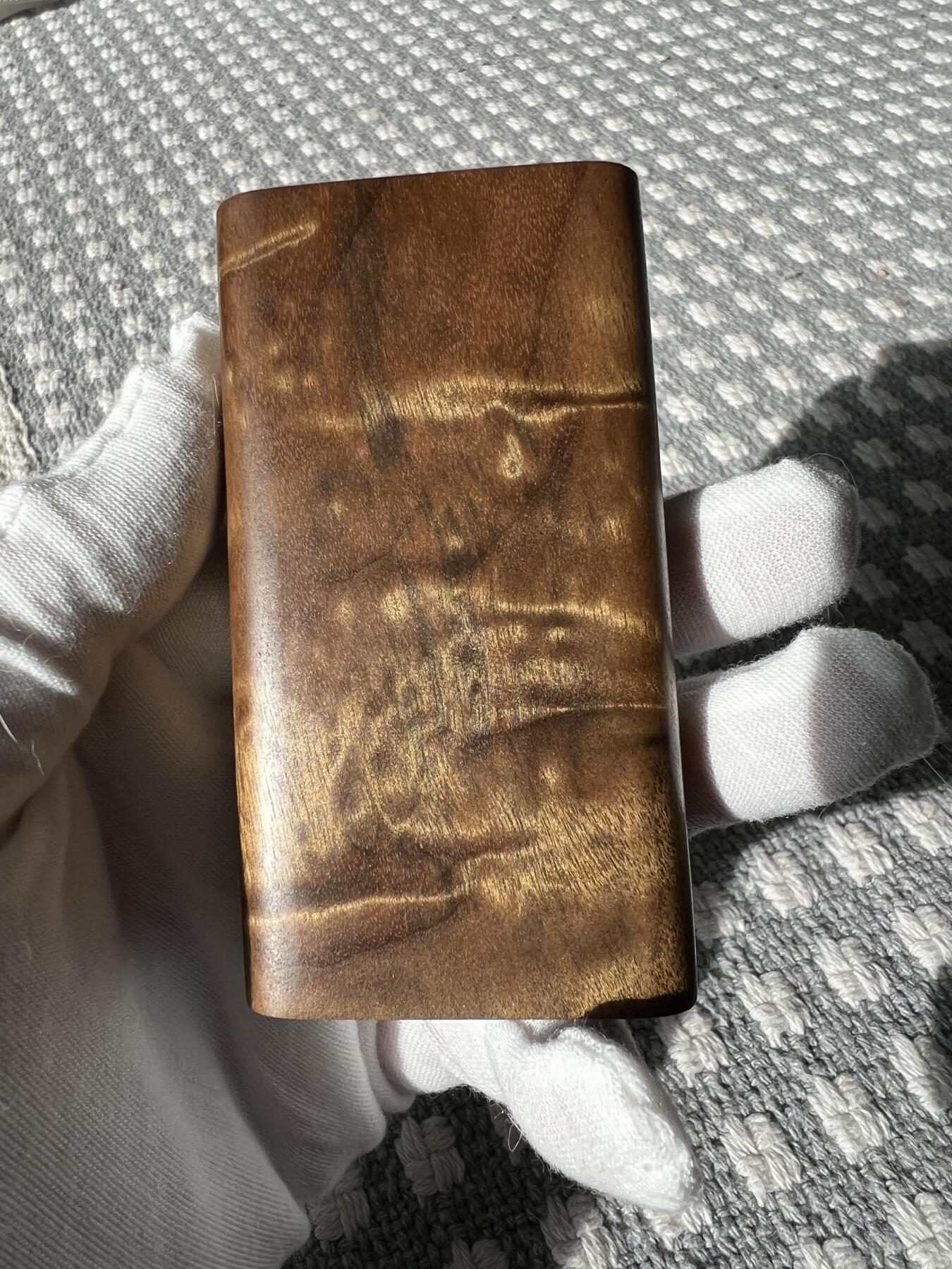 零元拍：A40 金丝楠牌子，香喷喷的小金砖，金光闪闪，87.5/48/14MM